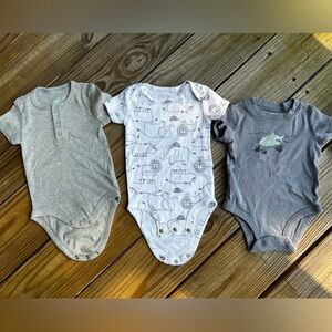 3 Carter's & Cloud Island 3-6M Snap Closure Bodysuits Infant Baby